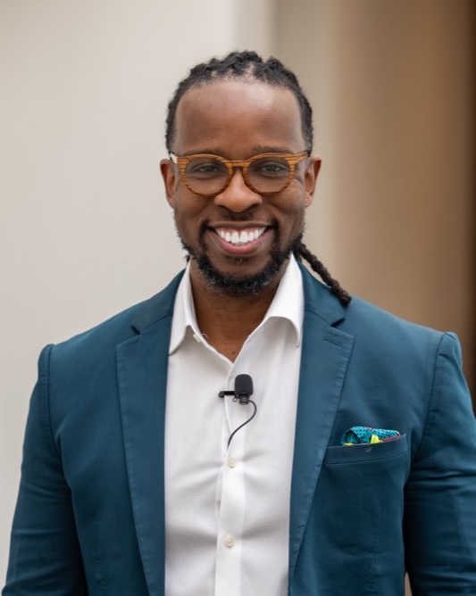 Dr. Ibram Kendi